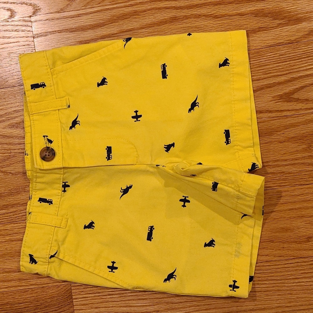 Boys shorts 3T